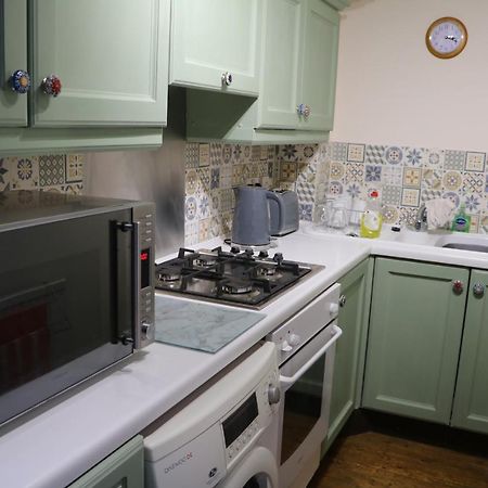 Appartement Flat 1 - The Old Mill - Bowbridge Lock - Stroud à Stroud  Extérieur photo